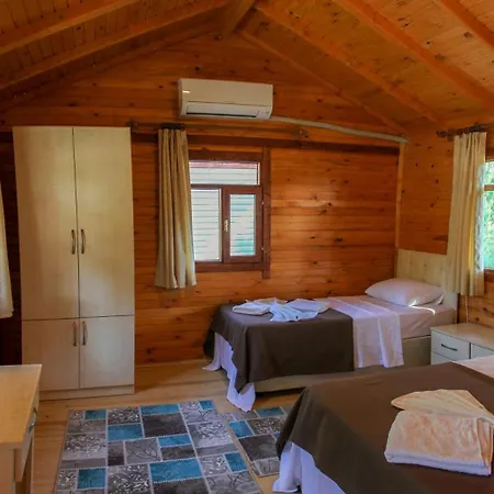 Hotel Gorge Club