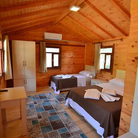Gorge Club Hotel
